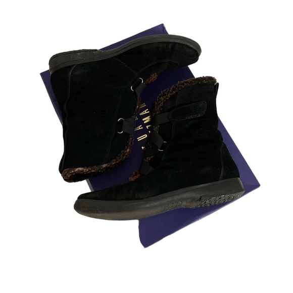 Stuart Weitzman Genuine Shearling Black Suede Velcro Boots - Picture 4 of 8